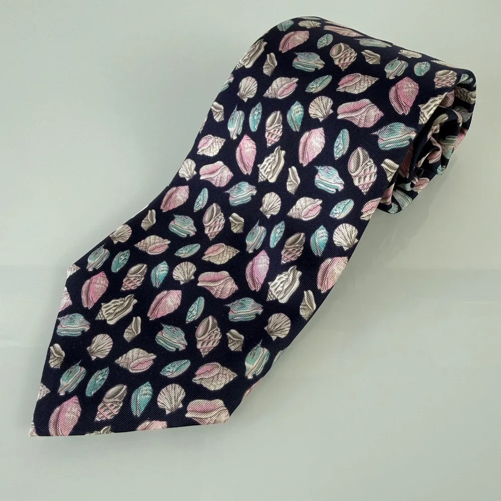 Gucci Necktie Mens One Size Navy Blue Seashell Silk Nautical Made in Italy
